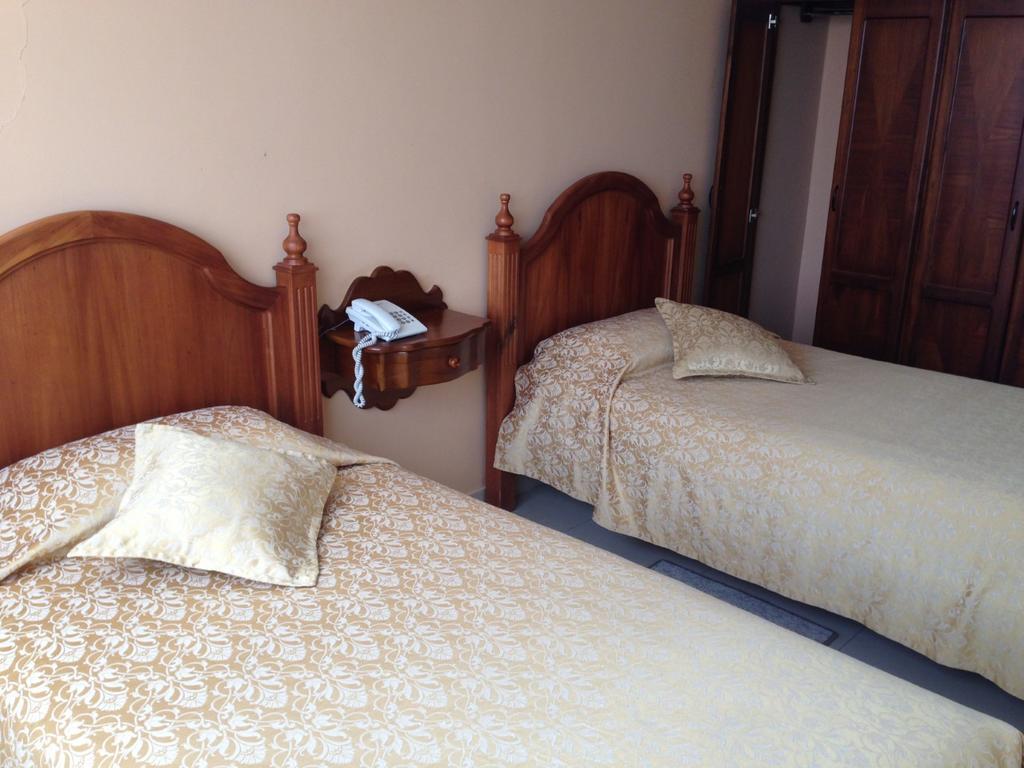 Hostal El Arbolito Cotacachi Eksteriør bilde